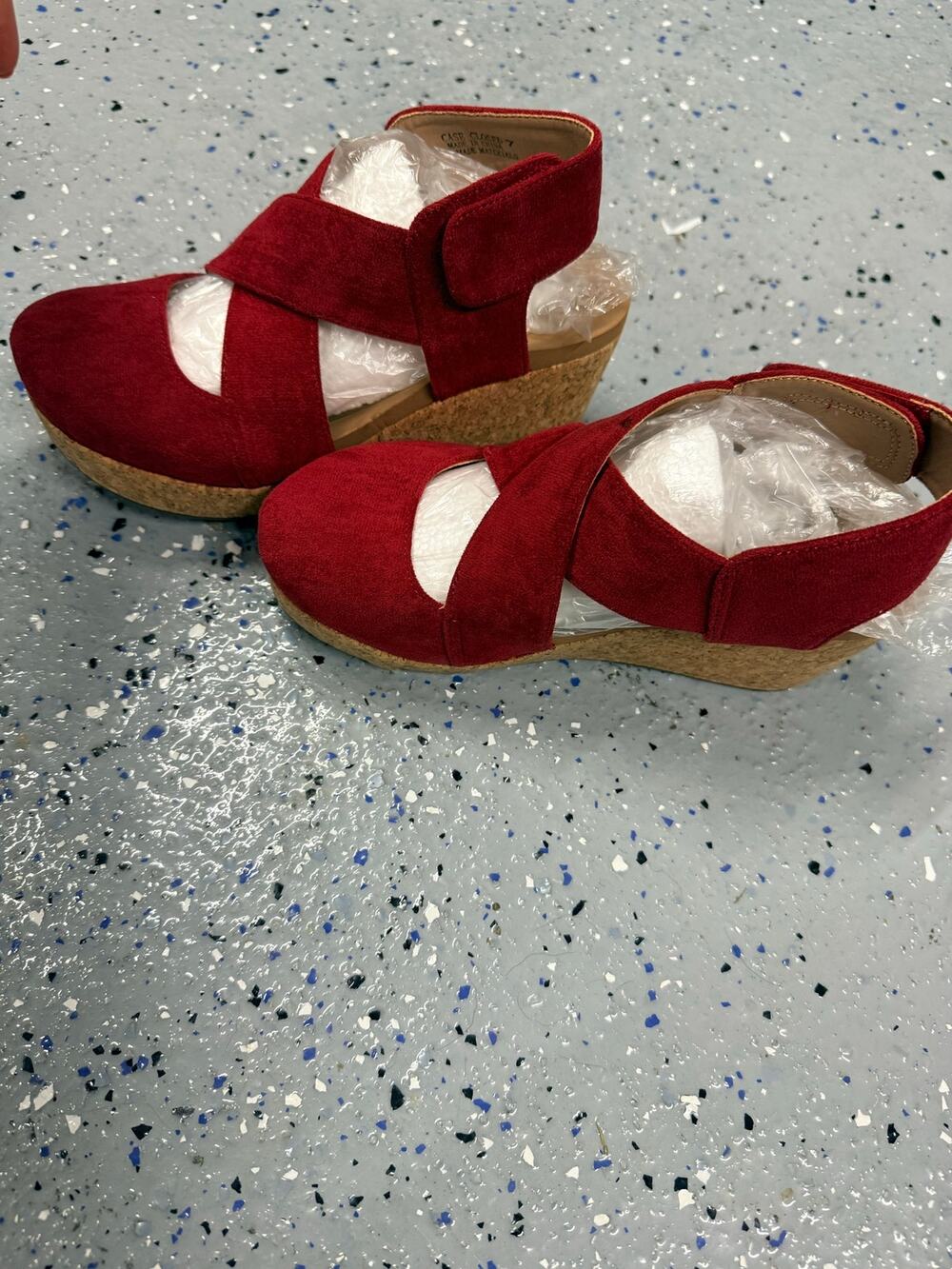 Corkys Footwear Case Closed Wedge - A Stylish 2.5-Inch Heel 1-Inch Platform